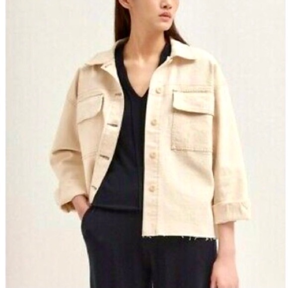 J Brand Jackets & Blazers - J Brand Oversized Double Pocket Jacket Women’s Size M Denim Boxy Fit Raw Hem